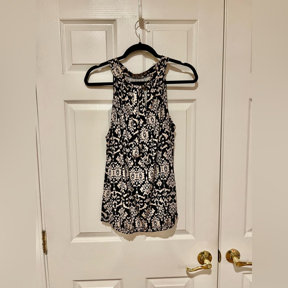 Elegant Brown and White Sleeveless Top